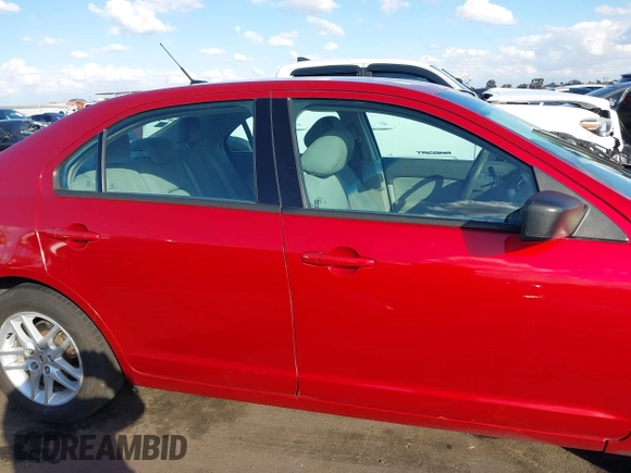 2012 Ford Fusion S with VIN 3FAHP0GA4CR335415, listed as a IAAI auction lot 41425408 with 207,386 mi miles. Bid and sale history available at carsss.com. Image 13.