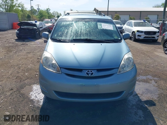 2008 Toyota Sienna XLE with VIN 5TDZK22C88S123039, listed as a IAAI auction lot 42055998 with 139,206 mi miles and . Bid and sale history available at DreamBid. Image 12.