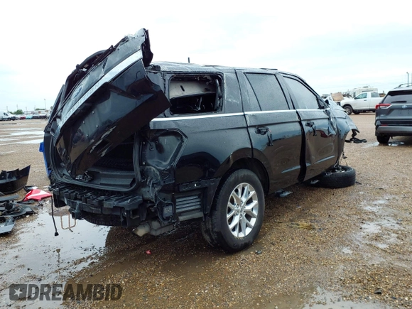 2020 Ford Expedition XLT with VIN 1FMJU1HTXLEA50856, listed as a IAAI auction lot 42451165 with 81,832 mi miles and . Bid and sale history available at DreamBid. Image 4.