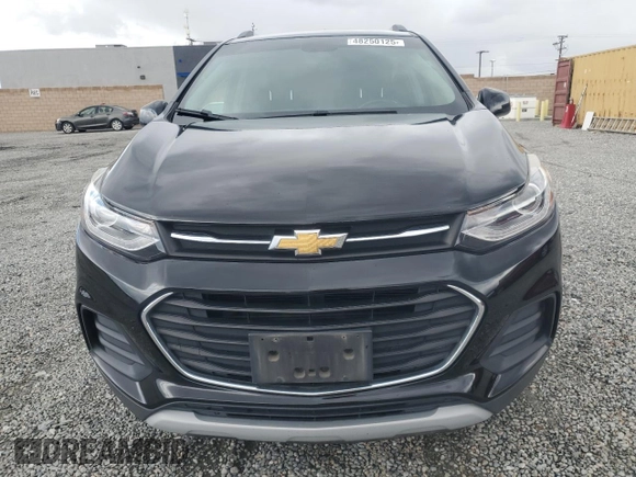 2019 Chevrolet Trax LT with VIN 3GNCJPSB8KL172033, listed as a Copart auction lot 48250125 with 98,956 mi miles and Salvage Title. Bid and sale history available at carsss.com. Image 5.