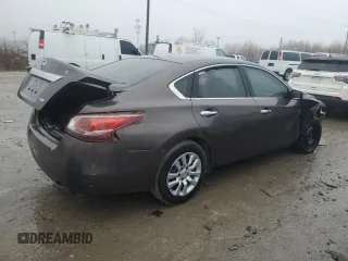 2014 Nissan Altima 2.5 S with VIN 1N4AL3AP2EC163852, listed as a Copart auction lot 43538135 with 114,800 mi miles and Clean Title. Bid and sale history available at carsss.com. Image 3.