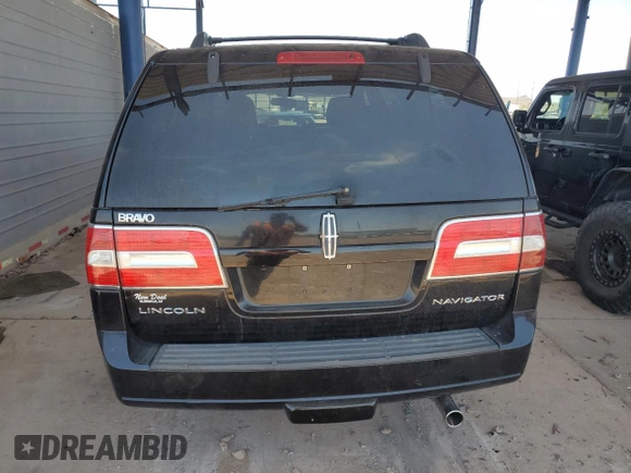 2007 Lincoln Navigator with VIN 5LMFU28507LJ24510, listed as a Copart auction lot 60922495 with 152,984 mi miles and Salvage title. Bid and sale history available at DreamBid. Image 6.