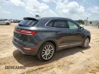 2017 Lincoln MKC Reserve with VIN 5LMCJ3C96HUL27604, listed as a Copart auction lot 58562805 with 90,279 mi miles and Salvage title. Bid and sale history available at DreamBid. Image 3.