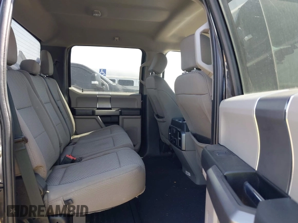 2020 Ford Super Duty F-250 SRW XL with VIN 1FT7W2BT4LEE84066, listed as a IAAI auction lot 41769458 with 149,998 mi miles. Bid and sale history available at carsss.com. Image 8.