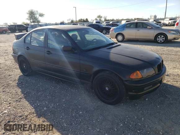 2000 BMW 3 Series 328i with VIN WBAAM5343YJR62431, listed as a Copart auction lot 82165254 with 176,522 mi miles and Salvage Title. Bid and sale history available at carsss.com. Image 4.