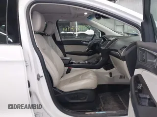 2020 Ford Edge Titanium with VIN 2FMPK4K96LBB31461, listed as a IAAI auction lot 41517961 with 140,018 mi miles. Bid and sale history available at carsss.com. Image 5.