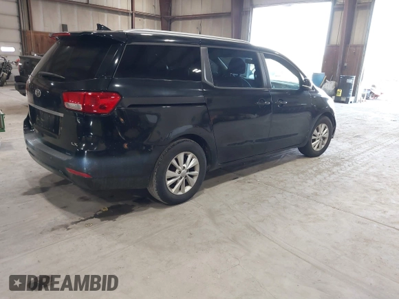2016 Kia Sedona LX with VIN KNDMB5C10G6209405, listed as a IAAI auction lot 41849437 with 190,141 mi miles. Bid and sale history available at carsss.com. Image 4.