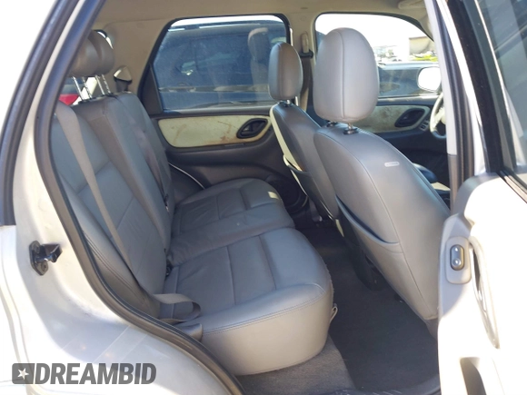 2005 Ford Escape Hybrid with VIN 1FMCU95H45KD16867, listed as a IAAI auction lot 41661311 with 206,698 mi miles. Bid and sale history available at carsss.com. Image 8.