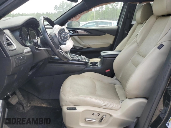 2018 Mazda CX-9 Grand Touring z VIN JM3TCADY2J0226902, wystawiony jako Copart lot #55352895 z przebiegiem 83 244 mil mil oraz Szkoda całkowita • Salvage title. Historia ofert i sprzedaży dostępna na DreamBid. Obrazek 7.