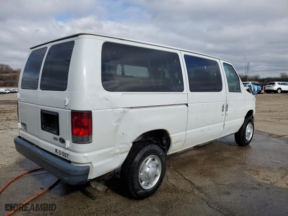 2014 Ford Econoline Wagon XL with VIN 1FBNE3BL1EDB20488, listed as a Copart auction lot 43777575 with 72,101 mi miles and Salvage Title. Bid and sale history available at carsss.com. Image 3.