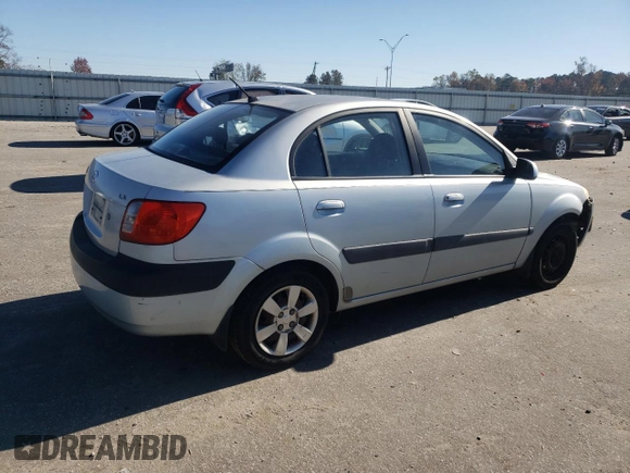 2007 Kia Rio LX with VIN KNADE123376228255, listed as a Copart auction lot 82205954 with 178,823 mi miles and Salvage Title. Bid and sale history available at carsss.com. Image 3.