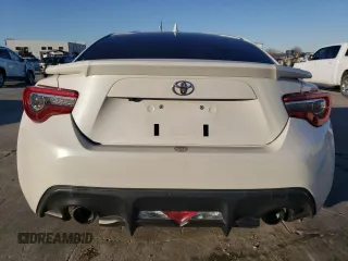 2020 Toyota 86 with VIN JF1ZNAA10L8751343, listed as a Copart auction lot 88573335 with 79,864 mi miles and Salvage Title. Bid and sale history available at carsss.com. Image 6.