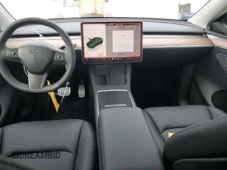2023 Tesla Model Y Performance z VIN 7SAYGDEF2PF857843, wystawiony jako Copart lot #57324255 z przebiegiem 22 618 mil mil oraz Szkoda całkowita • Salvage title. Historia ofert i sprzedaży dostępna na DreamBid. Obrazek 8.