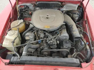 1985 Mercedes-Benz 380 z VIN WDBBA45C9FA017476, wystawiony jako Copart lot #58777585 z przebiegiem 135 805 mil mil oraz Szkoda całkowita • Salvage title. Historia ofert i sprzedaży dostępna na DreamBid. Obrazek 11.