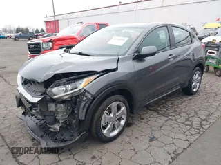 2021 Honda HR-V LX with VIN 3CZRU6H38MM723587, listed as a IAAI auction lot 41749519 with 38,211 mi miles. Bid and sale history available at carsss.com. Image 18.
