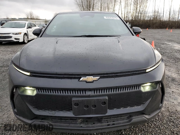 2025 Chevrolet Equinox EV LT z VIN 3GN7DLRP6SS121798, wystawiony jako Copart lot #45547575 z przebiegiem 2 147 mil mil oraz Szkoda całkowita • Salvage title. Historia ofert i sprzedaży dostępna na DreamBid. Obrazek 5.