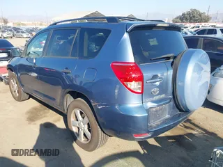 2007 Toyota RAV4 with VIN JTMZK33V375008665, listed as a IAAI auction lot 41353710 with 172,830 mi miles. Bid and sale history available at carsss.com. Image 3.