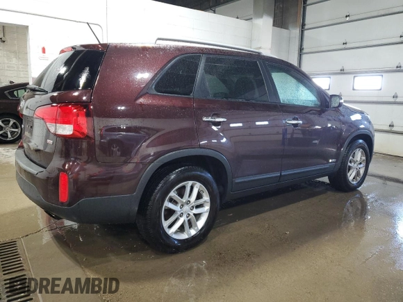 2015 Kia Sorento LX with VIN 5XYKTDA66FG616587, listed as a Copart auction lot 50410775 with 181,900 mi miles and Clean Title. Bid and sale history available at DreamBid. Image 3.