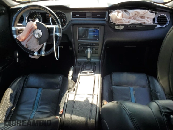 2014 Ford Mustang GT z VIN 1ZVBP8CF4E5258385, wystawiony jako Copart lot #56265104 z przebiegiem 69 178 mil mil oraz Nie do naprawy • Non repairable. Historia ofert i sprzedaży dostępna na DreamBid. Obrazek 8.