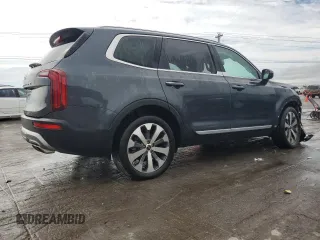 2022 Kia Telluride S with VIN 5XYP64HC3NG304606, listed as a Copart auction lot 60251245 with 33,514 mi miles and Salvage title. Bid and sale history available at DreamBid. Image 3.