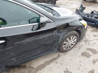 2015 Nissan Altima S z VIN 1N4AL3AP7FN884254, wystawiony jako IAAI lot #41390369 z przebiegiem 131 329 mil mil oraz . Historia ofert i sprzedaży dostępna na DreamBid. Obrazek 6.
