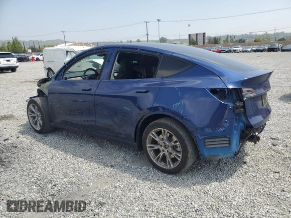 2024 Tesla Model Y z VIN 7SAYGDED3RF006264, wystawiony jako Copart lot #55210365 z przebiegiem 19 394 mil mil oraz Szkoda całkowita • Salvage title. Historia ofert i sprzedaży dostępna na DreamBid. Obrazek 2.