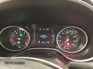 2019 Jeep Compass Latitude with VIN 3C4NJDBB0KT834607, listed as a IAAI auction lot 41932794 with 74,694 mi miles. Bid and sale history available at carsss.com. Image 7.