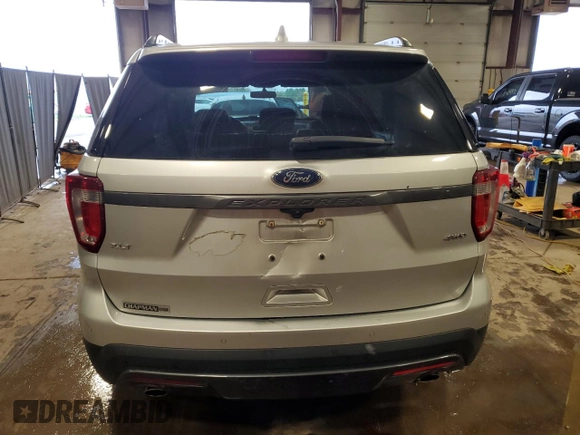 2017 Ford Explorer XLT with VIN 1FM5K8D88HGD71971, listed as a Copart auction lot 52563255 with 50,085 mi miles and Salvage Title. Bid and sale history available at carsss.com. Image 6.