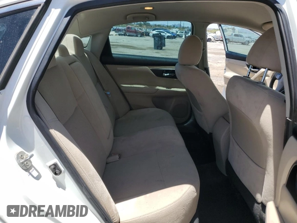 2015 Nissan Altima 2.5 with VIN 1N4AL3AP9FN917867, listed as a Copart auction lot 58353175 with 136,972 mi miles and Salvage title. Bid and sale history available at DreamBid. Image 10.