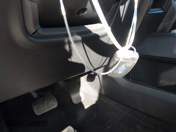 2019 Ford Expedition Limited with VIN 1FMJU1KT3KEA13543, listed as a IAAI auction lot 41130655 with 90,340 mi miles. Bid and sale history available at carsss.com. Image 11.