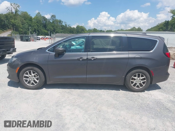 2017 Chrysler Pacifica Touring with VIN 2C4RC1DG4HR770716, listed as a IAAI auction lot 42647418 with 75,958 mi miles and . Bid and sale history available at DreamBid. Image 14.
