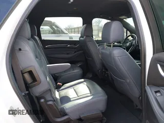 2022 Buick Enclave Essence with VIN 5GAERBKW2NJ188810, listed as a IAAI auction lot 41367747 with 42,782 mi miles. Bid and sale history available at carsss.com. Image 8.