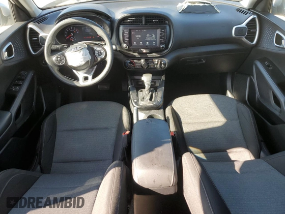 2020 Kia Soul S with VIN KNDJ23AU8L7000602, listed as a Copart auction lot 43921845 with 130,638 mi miles and Salvage Title. Bid and sale history available at carsss.com. Image 8.