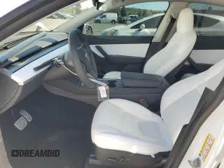 2021 Tesla Model Y Performance z VIN 5YJYGDEF2MF277467, wystawiony jako Copart lot #52410275 z przebiegiem 57 116 mil mil oraz Szkoda całkowita • Salvage title. Historia ofert i sprzedaży dostępna na DreamBid. Obrazek 7.