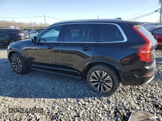 2020 Volvo XC90 Momentum with VIN YV4102PK4L1591775, listed as a Copart auction lot 84512774 with 43,809 mi miles and Salvage Title. Bid and sale history available at carsss.com. Image 2.