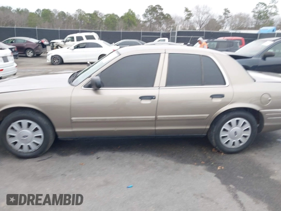 2009 Ford Police Interceptor with VIN 2FAHP71V39X123653, listed as a IAAI auction lot 41538732 with 306,400 mi miles and . Bid and sale history available at DreamBid. Image 14.