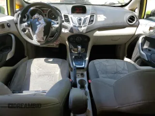 2012 Ford Fiesta SE z VIN 3FADP4BJ7CM164850, wystawiony jako Copart lot #51680925 z przebiegiem 184 884 mil mil oraz Szkoda całkowita • Salvage title. Historia ofert i sprzedaży dostępna na DreamBid. Obrazek 8.