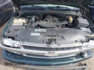2002 Chevrolet Tahoe LT with VIN 1GNEK13ZX2J277968, listed as a IAAI auction lot 41586260 with 336,190 mi miles. Bid and sale history available at carsss.com. Image 10.