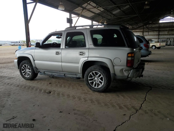 2005 Chevrolet Tahoe Z71 with VIN 1GNEC13T55R275396, listed as a Copart auction lot 47051465 with 249,468 mi miles and Salvage Title. Bid and sale history available at carsss.com. Image 2.