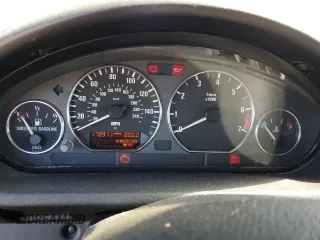 2000 BMW Z3 2.5 z VIN 4USCH9347YLG02930, wystawiony jako Copart lot #58903134 z przebiegiem 178 911 mil mil oraz Tytuł czysty. Historia ofert i sprzedaży dostępna na DreamBid. Obrazek 9.