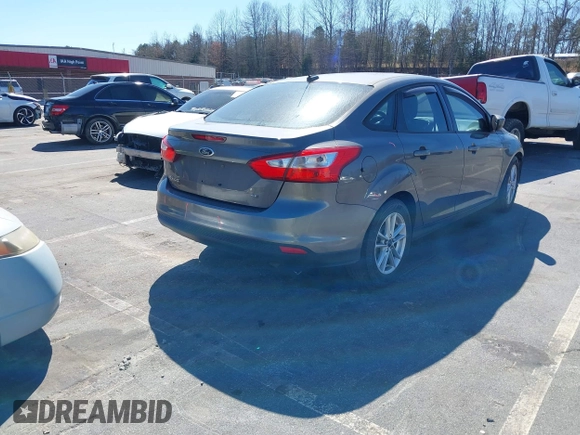 2012 Ford Focus SE with VIN 1FAHP3F23CL287402, listed as a IAAI auction lot 41814364 with 181,686 mi miles. Bid and sale history available at carsss.com. Image 4.