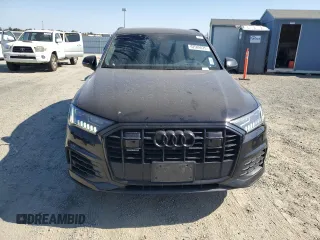2020 Audi Q7 Prestige with VIN WA1VXAF76LD012057, listed as a Copart auction lot 62509075 with 67,254 mi miles and Clean title. Bid and sale history available at DreamBid. Image 5.