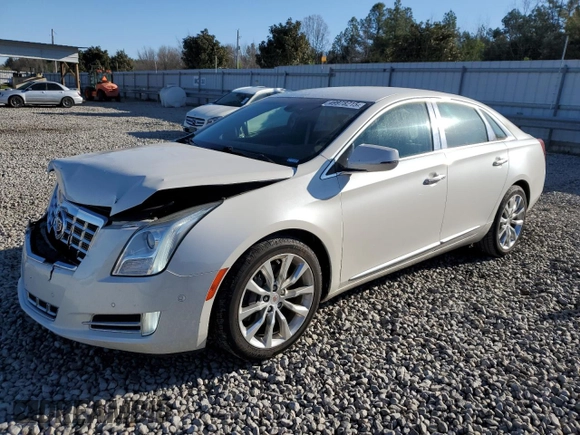2015 Cadillac XTS Luxury z VIN 2G61M5S39F9156276, wystawiony jako Copart lot #49978215 z przebiegiem 76 953 mil mil oraz Szkoda całkowita • Salvage title. Historia ofert i sprzedaży dostępna na DreamBid. Obrazek 1.
