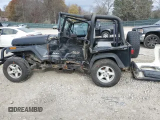 1993 Jeep Wrangler with VIN 1J4FY29S1PP236204, listed as a Copart auction lot 82132634 with 169,549 mi miles and Clean Title. Bid and sale history available at carsss.com. Image 2.