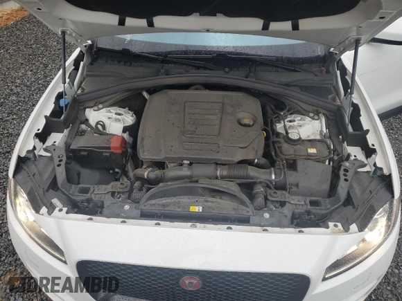 2020 Jaguar F-Pace 25t Premium z VIN SADCJ2FX2LA646296, wystawiony jako Copart lot #50361515 z przebiegiem 62 692 mil mil oraz Szkody całkowita. Historia ofert i sprzedaży dostępna na DreamBid. Obrazek 12.
