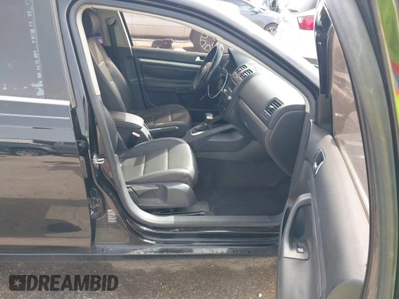 2006 Volkswagen Jetta 2.5L с VIN 3VWRF71KX6M674545, выставлен на аукционе IAAI как лот 41740972 с пробегом 215 978 миль миль и . История ставок и продаж доступна на DreamBid. Изображение 5.