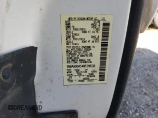 2004 Nissan Titan SE z VIN 1N6AA06A54N529628, wystawiony jako Copart lot #61020005 z przebiegiem 258 224 mil mil oraz Czysty tytuł • Clean title. Historia ofert i sprzedaży dostępna na DreamBid. Obrazek 12.