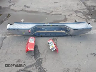 2010 Nissan Frontier SE с VIN 1N6AD0CU2AC438765, выставлен на аукционе IAAI как лот 41956355 с пробегом 123 007 миль миль и . История ставок и продаж доступна на DreamBid. Изображение 12.