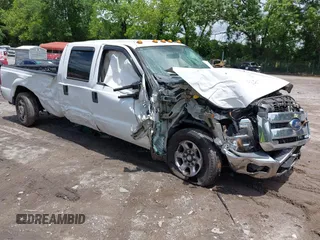 2016 Ford F-250 XL with VIN 1FT7W2A67GEC38257, listed as a IAAI auction lot 42247216 with 91,772 mi miles and . Bid and sale history available at DreamBid. Image 1.