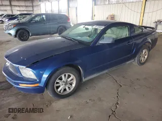 2007 Ford Mustang Deluxe с VIN 1ZVFT80N275317137, выставлен на аукционе Copart как лот 55705005 с пробегом 195 141 миль миль и Чистый • Clean title. История ставок и продаж доступна на DreamBid. Изображение 1.